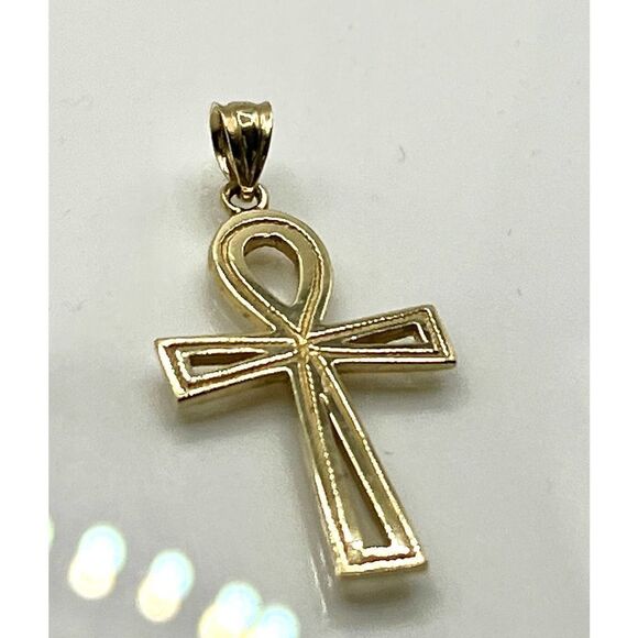 14k Gold Ankh or Egyptian Cross Pendant - Picture 11 of 11